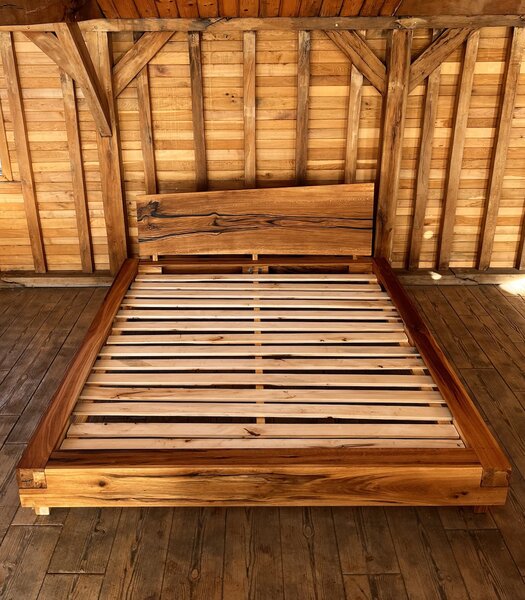 Pat lemn masiv de stejar cu inserție rășină în tăblie - 180x200cm