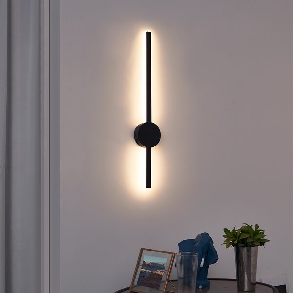 Lampă de perete modernă neagră 60cm incl. LED - Clockwise