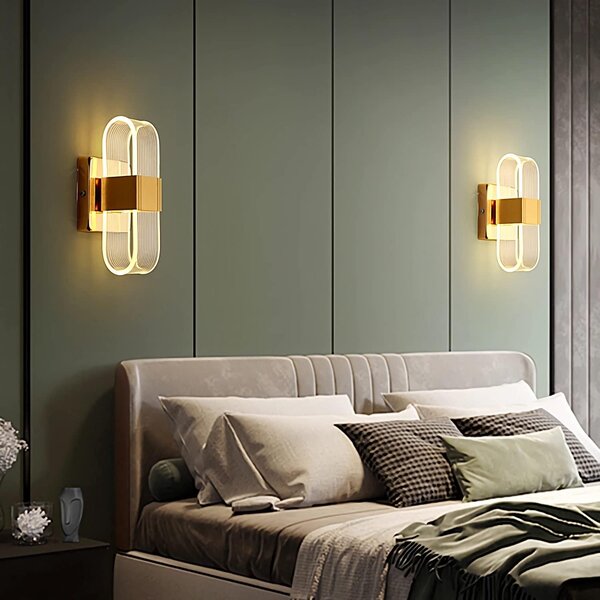Lampă LED de perete Ornelia – Aurie