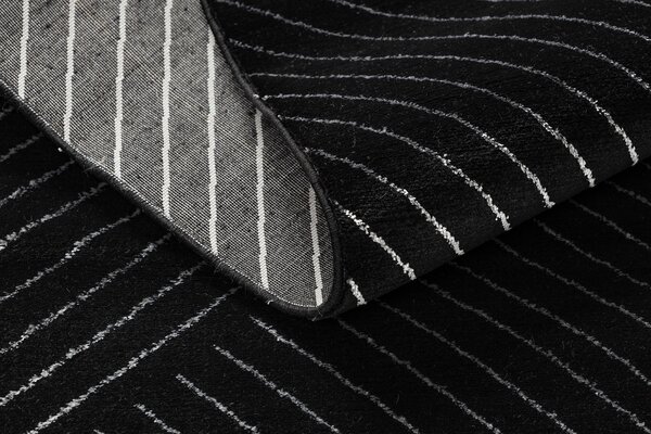 Exclusiv EMERALD covor A0084 glamour, stilat, linii, geometric negru / argint