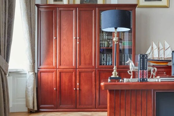 Dulap lemn masiv nuc Toronto Model T1 3 Uși, 120 × 43.5 × 220 cm