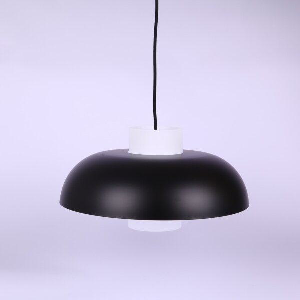 Globo 15755S - Lustră suspendată pe cablu LOWE 1xE27/60W/230V negru