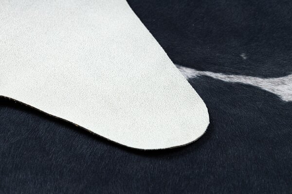 Covor Artificial Cowhide, Vaca G5070-3 negru alb din piele