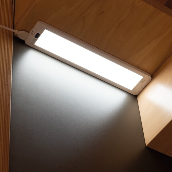 Corp de iluminat LED dimabil cu senzor pentru mobilier Kanlux 38120 DAXA LED/9W/24V