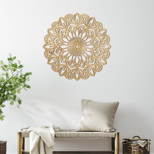 Mandala din lemn pe perete, esență florală | ESSENTIA