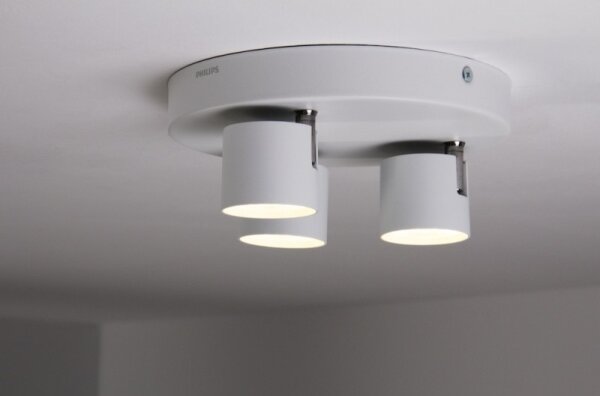 Spot LED dimabil STAR 3xLED/4W/230V Philips 56243/31/16