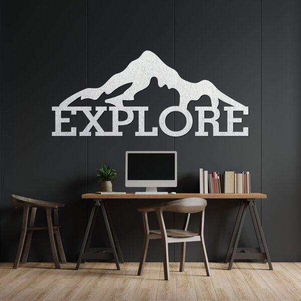 Imagine din lemn sculptat a unui munte - EXPLORA