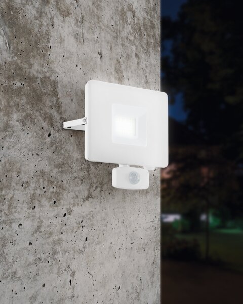 Eglo 33158 - LED proiector cu senzor FAEDO 3 LED/30W/230V