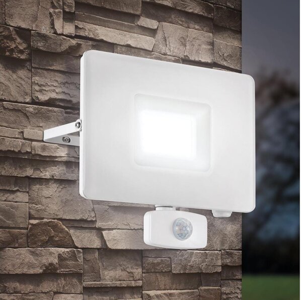 Eglo 33159 - LED proiector cu senzor FAEDO 3 LED/50W/230V