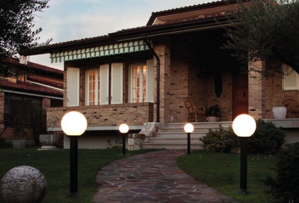 Redo 9769 - Lampă exterior SFERA 1xE27/28W/230V IP44