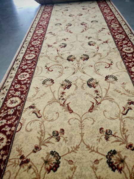 Traversa Hol, Model Clasic 523 120, Festonata, Latime 60 cm, Crem Rosu 60 x 1000