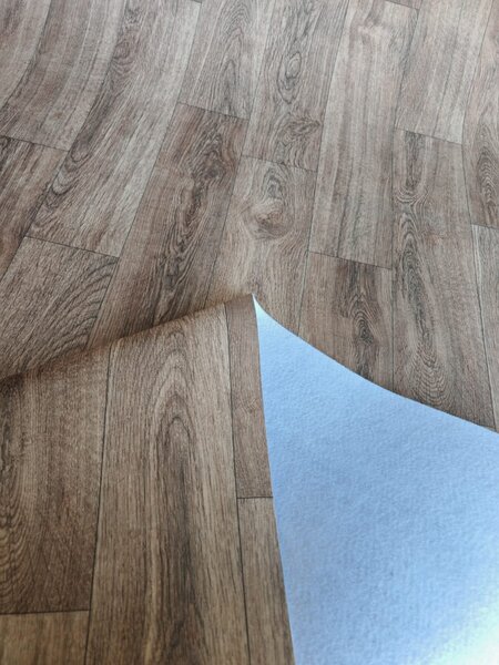 Covorul PVC linoleum Plank 067, Latimi 1 m, 1.5 m, 2 m si 2,5 m, 3 m. Maro Imitatie parchet, Suport Pasla 2 x 3 m