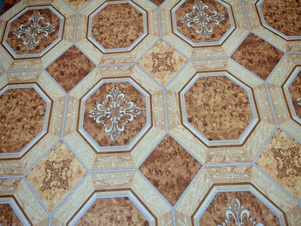Covorul PVC linoleum Lidia, Latimi 1m, 1.5 m, 2 m, 2.5 m, 3 m, Maro, Suport Pasla 250 x 300