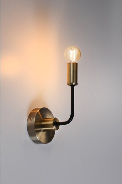 Lampă de perete SAGA 1xE27/40W/230V
