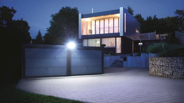 Proiector LED XLED PRO 240 LED/19,3W/230V IP44 negru Steinel 068097