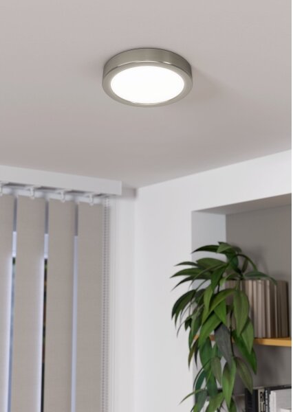 Eglo 900583 - Plafonieră LED reglabilă FUEVA, LED/11W/230V, crom