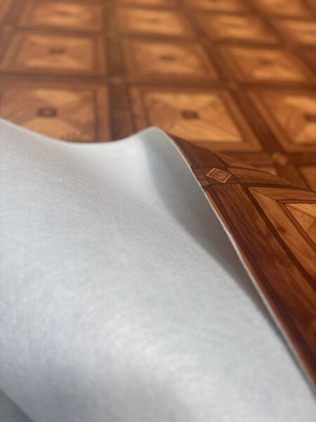Covorul PVC linoleum Victoria, Latimi 1.5 m 2m , Maro, Suport Pasla 200 x 200