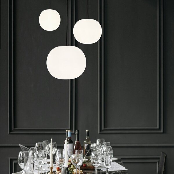 Casablanca Lampă suspendată Acai, alb/negru, 16 cm/21 cm/26 cm, reglabil, Alb, Camera de zi / sufragerie, Sticlă