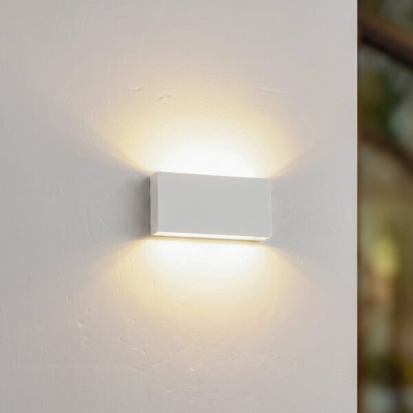 Lindby Lampă de perete pentru exterior cu LED Lucande Jarte, 20 cm, albă, IP65, Alb, Plastic, Modern