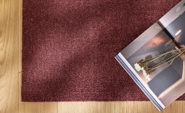 Covor Belgian Living Dormitor, Fargo 71501 010, Bordo Set 80x150 cm -2 buc si 200 x 290 cm -1 buc 80 x 150 -2/ 200 x 290 -1