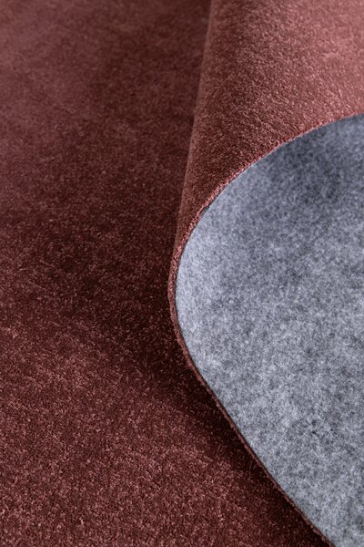 Covor Belgian Living Dormitor, Fargo 71501 010, Bordo Set 80x150 cm -2 buc si 200 x 290 cm -1 buc 80 x 150 -2/ 200 x 290 -1