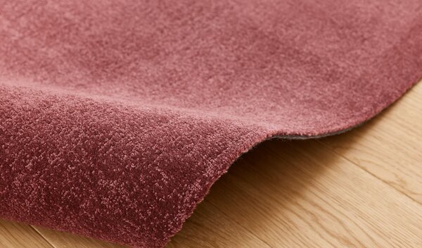 Covor Belgian Living Dormitor, Fargo 71501 010, Bordo Set 80x150 cm -2 buc si 200 x 290 cm -1 buc 80 x 150 -2/ 200 x 290 -1