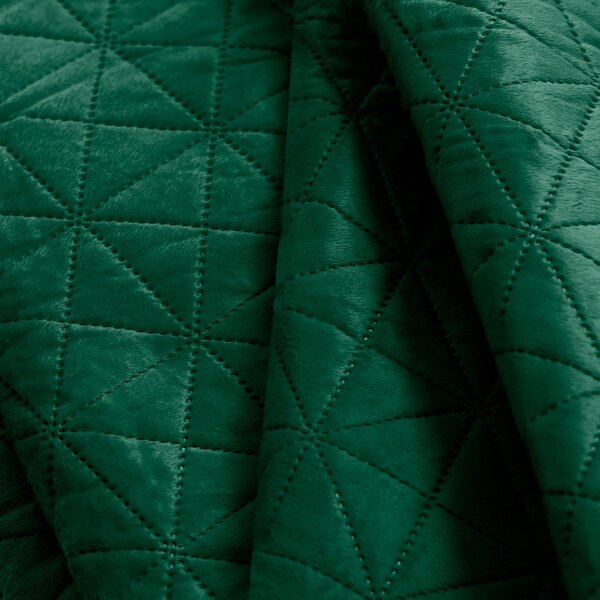 Cuvertură verde matlasată din catifea 220x240 cm Laila – AmeliaHome