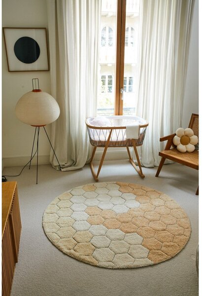 Covor galben ocru lavabil/țesut manual rotund din bumbac ø 140 cm Honeycomb Golden – Lorena Canals