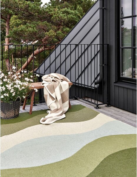 Covor tip traversă pentru interior și exterior verde 70x300 cm Urvi Woods – Pappelina