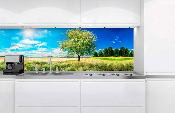 Fototapet pentru bucătărie - copac în pajiște 180 x 60 cm