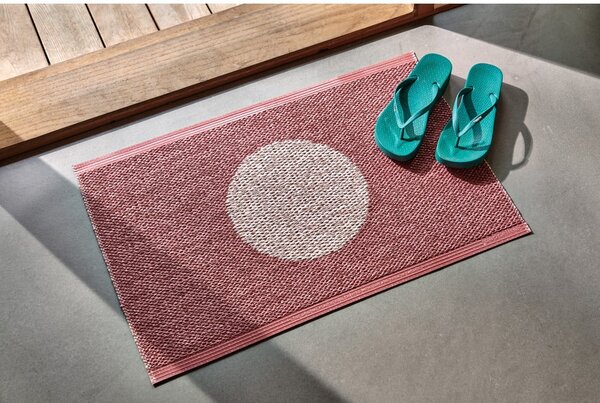 Covor tip traversă pentru interior și exterior roșu deschis 70x280 cm Vera Pop Blush – Pappelina