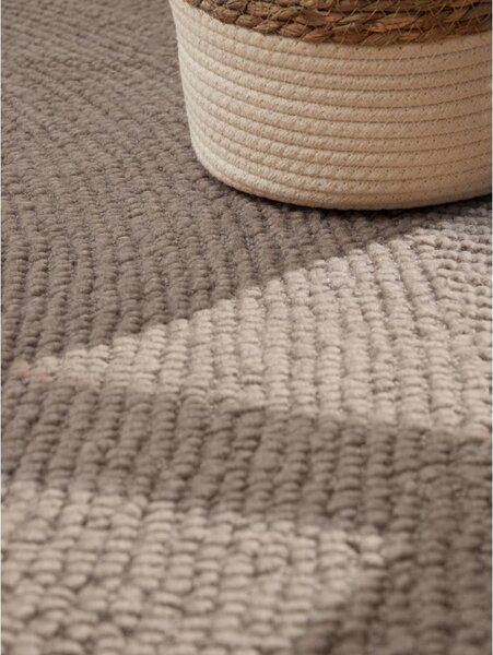 Covor taupe țesut manual din lână 200x300 cm Calmio – Hanse Home