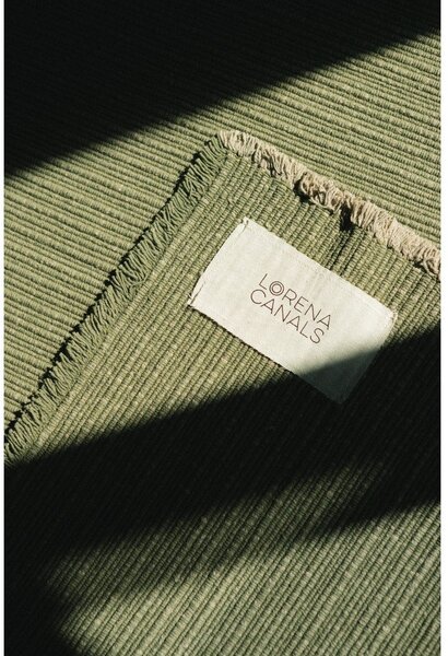 Covor kaki țesut manual din bumbac 140x200 cm Handloom – Lorena Canals
