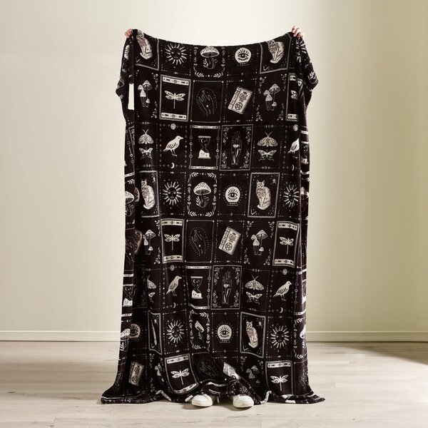 Pătură neagră din micropluș/cocolino 130x170 cm cu model de Halloween Enchanted Witchcraft – Catherine Lansfield