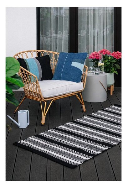 Covor reversibil pentru exterior din plastic reciclat Green Decore Zambezi, 80 x 180 cm, alb-negru