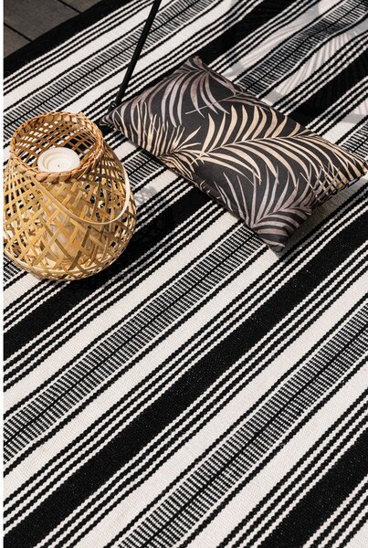 Covor reversibil pentru exterior din plastic reciclat Green Decore Zambezi, 80 x 180 cm, alb-negru