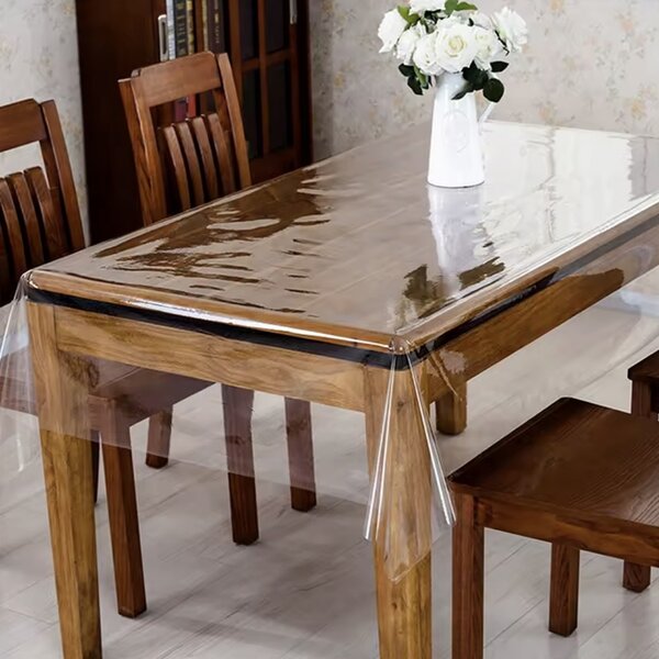 Fata de masa transparenta Pufo Simple, 140 x 250 cm, protectie eleganta si practica pentru masa