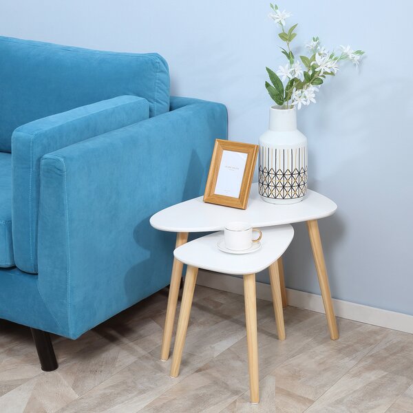 Set de 2 masute laterale HOMCOM moderne, mese cuib triunghiulare din MDF si Lemn de Pin 59.5x39.5x45cm Alb, Natural | Aosom Romania
