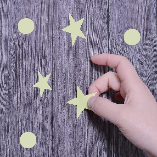 Set 75 stickere fosforescente glow albastre, forme stelute si buline, autoadezive, 1- 4 cm