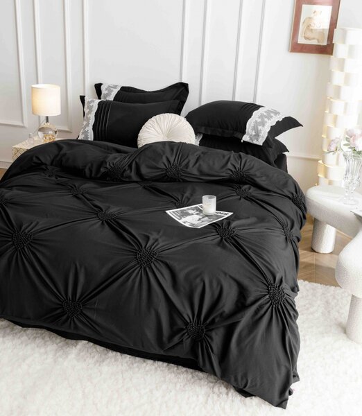 Lenjerie pat dublu, Inimi Brodate, 6 Piese, Finet Premium - Negru