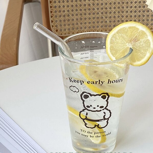 Cana din sticla transparenta Pufo Bear pentru cafea cu capac, 450 ml