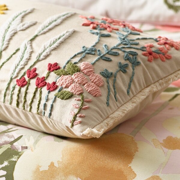 Pernă decorativă din bumbac 30x50 cm Countryside Floral – Catherine Lansfield