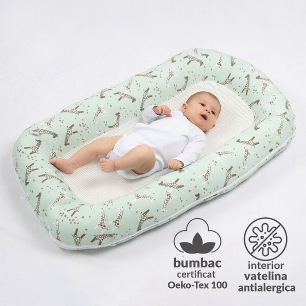 Baby nest ergonomic cu baza respirabila si husa detasabila din bumbac 100% Kidizi Airnest Giraffe