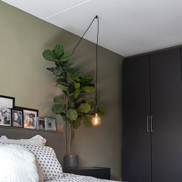 Lampă pendant de design neagră cu priză - Cavalux