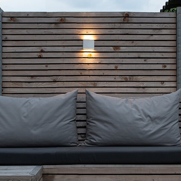 Lampă modernă de perete pentru exterior alb 11,5 cm cu LED - Batt