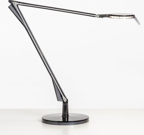 Kartell Aledin Tec lampă de masă LED, gri fumuriu, Gri, Camera de zi / sufragerie, Plastic, Modern