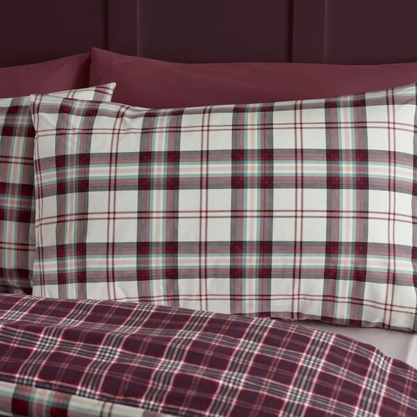 Lenjerie de pat burgundy pentru pat dublu 200x200 cm Kelso Check – Catherine Lansfield