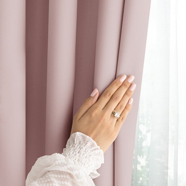 Draperie roz prăfuit dimout (semi-opacă) 140x250 cm Carli Tie – Restilo