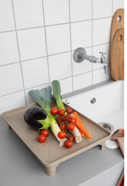 Scurgător de vase bej cu două nivele 42x29 cm Dry-It – Mette Ditmer Denmark