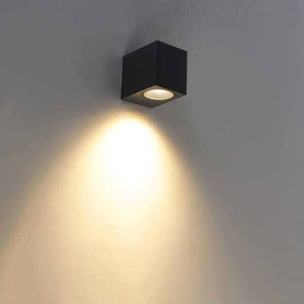 Lampa de perete moderna neagra IP44 - Baleno